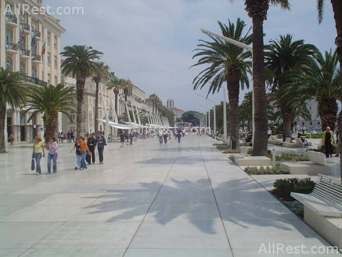Adriana Hotel 13
